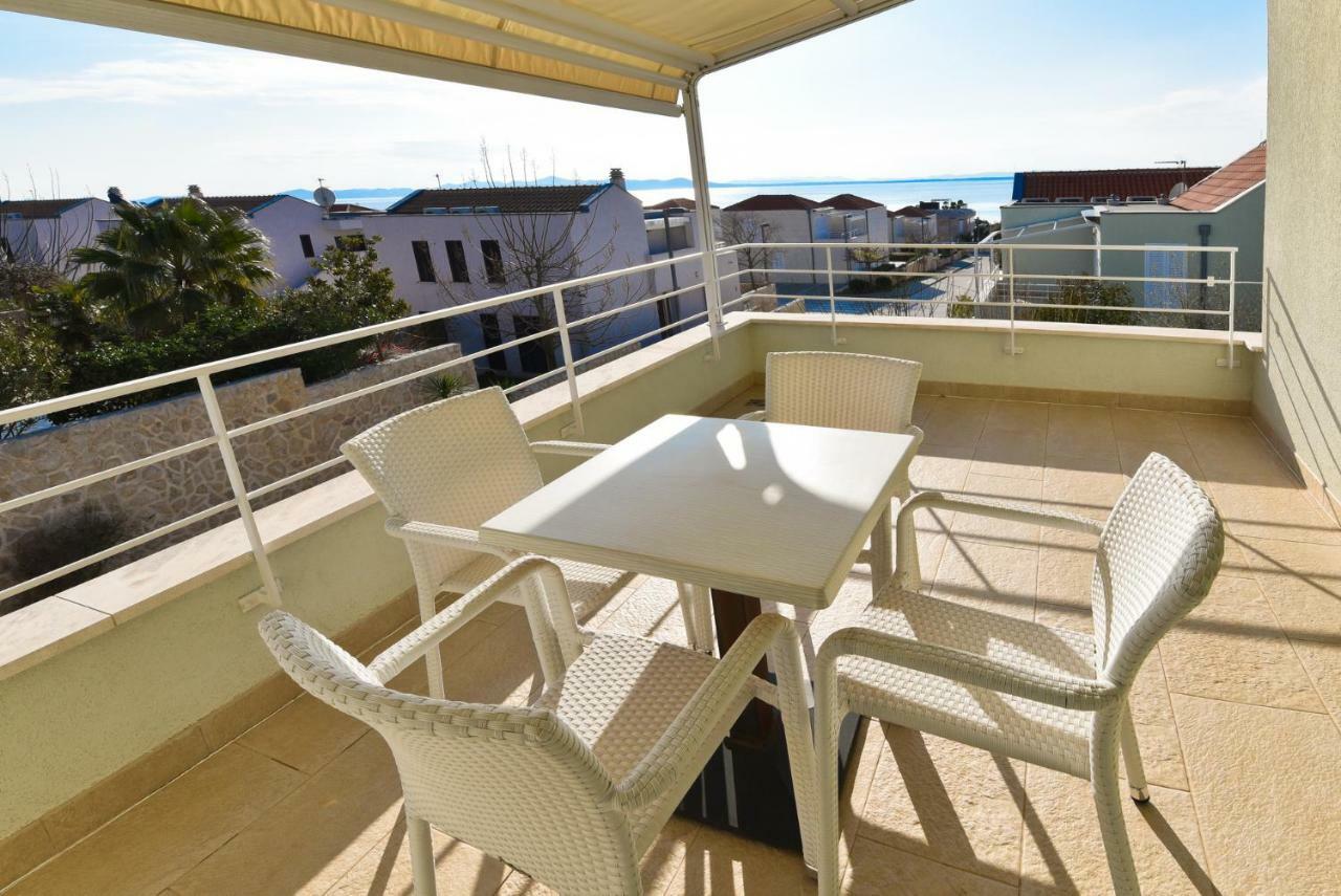 Apartmani Astrado Petrcane Eksteriør bilde